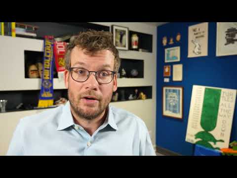 この動画はRed Eyed Tree Frogsについてですか？ (This Video is about Red Eyed Tree Frogs?)