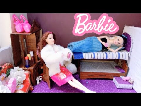 Two Barbie sisters bunk bed Bedroom morning routine Dollhouse