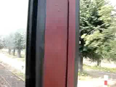 P 2437 (Rm.Valcea - Lotru) pleaca din Calimanesti