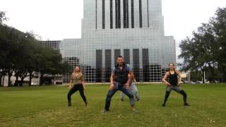 Download lagu rumba tony - wisin vivir la vida mp3
