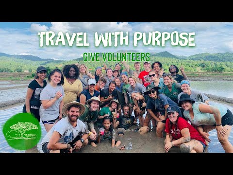 GIVE Volunteers Summer Programs: Transformative Group Travel