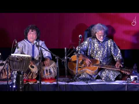 CICGF 2016: TRILOGY (Pt Subhen Chatterjee's KARMA feat. Pt Vishwa Mohan Bhatt and Amyt Dutta)