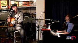 Ben&#39;s Brother Brasil - CARRY ON