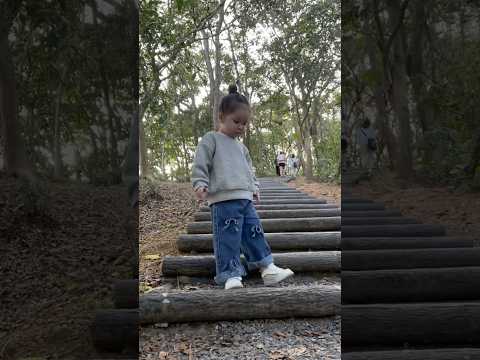 Kira’s first little hike ⛰️ #sashakolotova #kira #baby