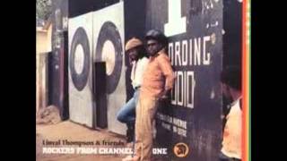 Linval Thompson & Junior Demus-I'm Not A King