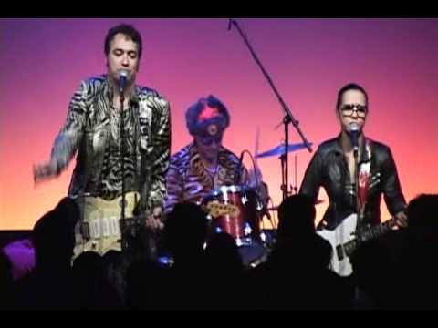IGOR & RED ELVISES "Gypsy Heart" 10-15-10 .wmv