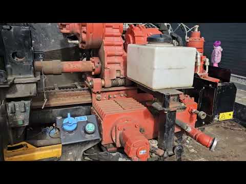 -Kita- Ditch Witch AT32, other