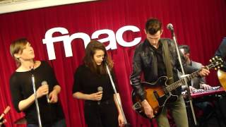 Hooverphonic - In Wonderland (live @ FNAC, Bruxelles)
