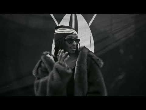 KayCyy - RAZOR IT [OFFICIAL MUSIC VIDEO]