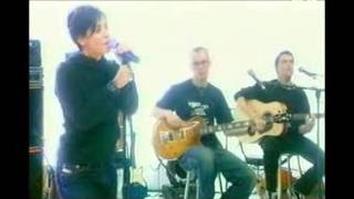 Natalie Imbruglia - MTV Audience - Frightened child