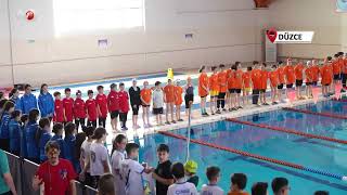 180 Genç Yüzücü Yarıştı