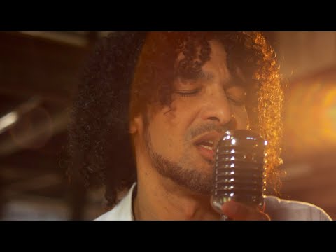 Osy - Angela (Official Video)