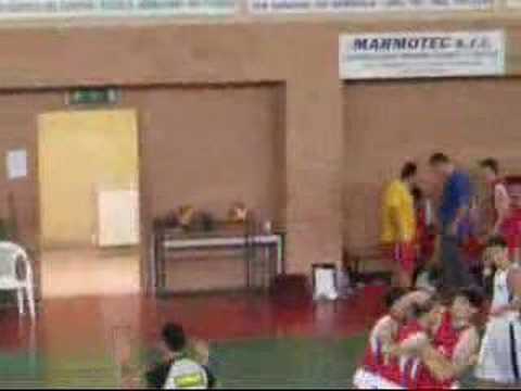 Fallo......e canestro...72-71