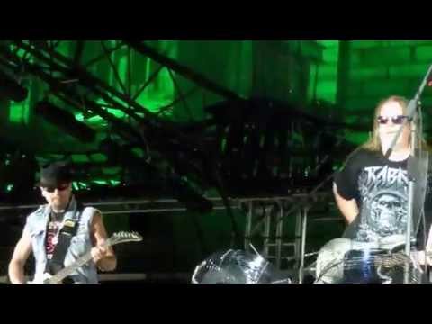 KABÁT -  Óda na konopí  (Olomouc 6.6.2015)