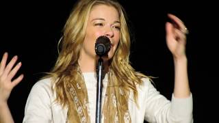 LeAnn Rimes - I Do Now &amp; One Way Ticket MVI 0292