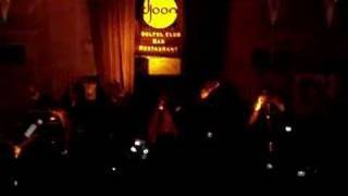 Boyz II Men It&#39;s the same old song / Reach out i&#39;ll be there