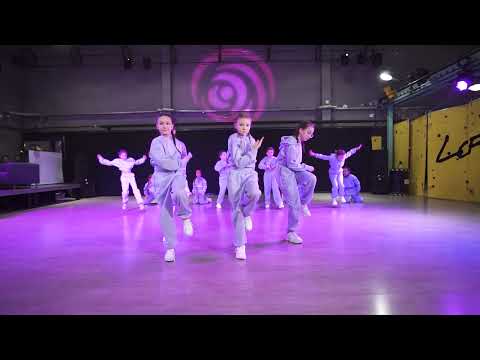Basic Sztos Formacja Hip Hop. Choreo Sylwia Nieradka