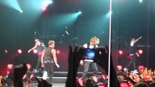 NKOTBSB - BSB - Everybody (Backstreet&#39;s Back) - Live @ Dublin Ireland  - 20-04-2012 - Made by Janske