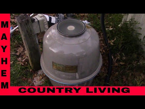 Replacing pool filter sand