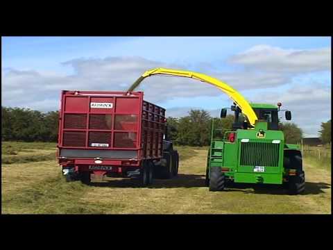 ''I LOVE THE SMELL OF SILAGE''  By RICHIE KAVANAGH.