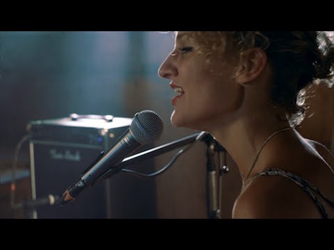 The Mill Session - Amélie Junes - Something To Hold On To