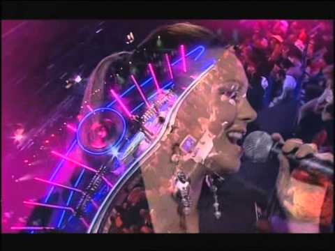 Ricki-Lee Coulter - Hopelessly Devoted To You (Australian Idol)