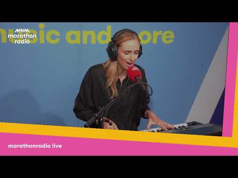 Marathonradio: Astrid Destuyver - Redbone