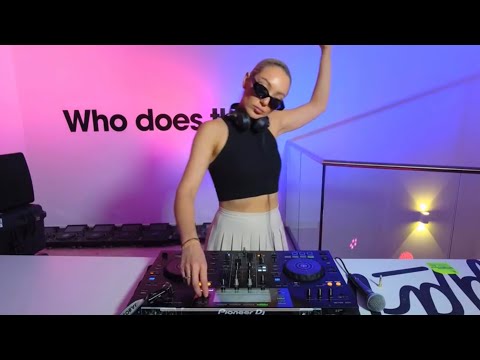 TITA LAU 026 -  LIVE STREAM ON THE XDJ - RR @ LONDON Tech, House, Techno DJ Mix 2022, UK