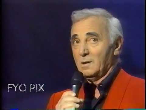 Charles Aznavour - Moi mes souliers (Félix Leclerc) 1997