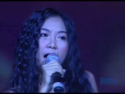 Thể hiện bởi Đoan Trang