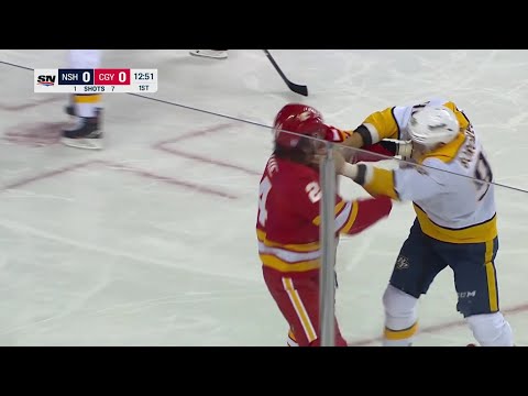 NHL Fight - Predators @ Flames - Borowiecki vs Ritchie - 02/11/2021