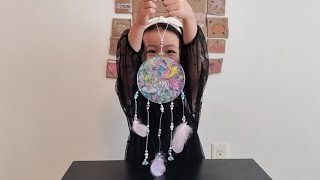 暗いところで光る✨ドリームキャッチャーを作ったよ🦄🌈