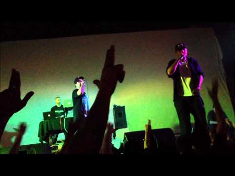 Rak BARRACRUDA feat. Suarez NACAPITO - Sta lontano live @ IL FARO 18-05-2013 STAY REAL