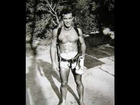 Robert Conrad sings "Again"