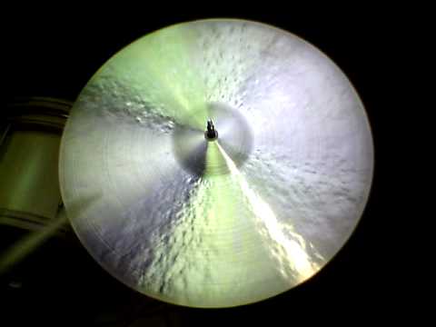 20 Rare Jazz Ride, 1913g - Handcrafted cymbals by Craig Lauritsen.MOV