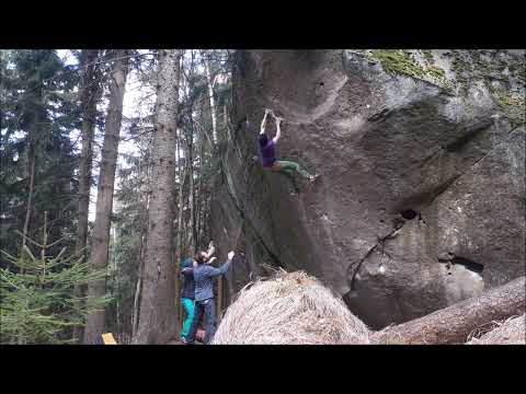 Bouldering Bor - Zlatý Drak