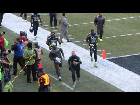 Seahawks VS 49ers December 14, 2014 It's Half Time Already