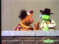 Classic Sesame Street Lefty Sells Ernie Air