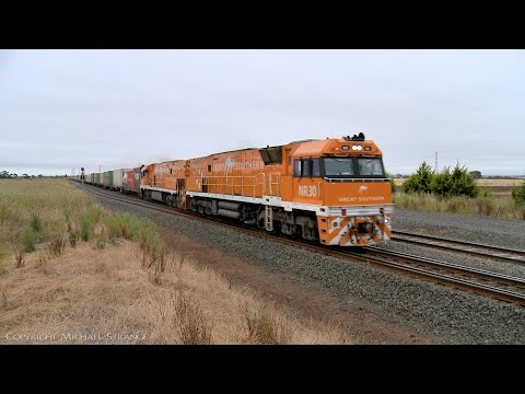 3AM5 With Great Southern NR Class Locomotives (15/12/2021) - PoathTV Australian Trains & Railways