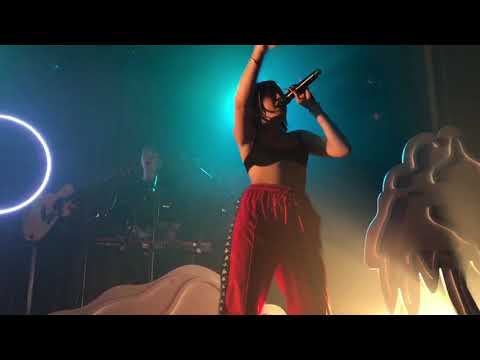 One Bit, Noah Cyrus - My Way Live