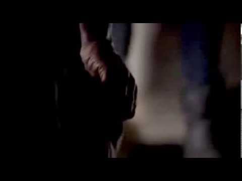 TVD 4x5 ( The Killer)  Elena kills Connor