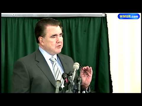 Mom says new evidence proves son's innocence in murder plot