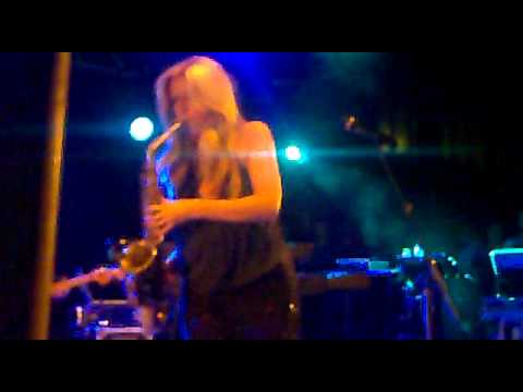 Candy Dulfer & Band  performed on Sunday July 18th at the Slokdarmfestival in Veghel Sax a gogo.mp4