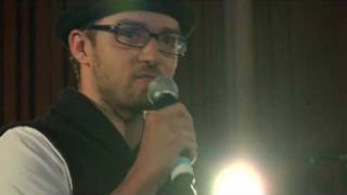 Justin Timberlake feat. Esmée Denters - Memories Turn To Dust