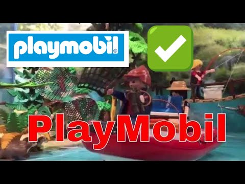 Playmobil Wild Life set display at GALERIA Kaufhof (00344)