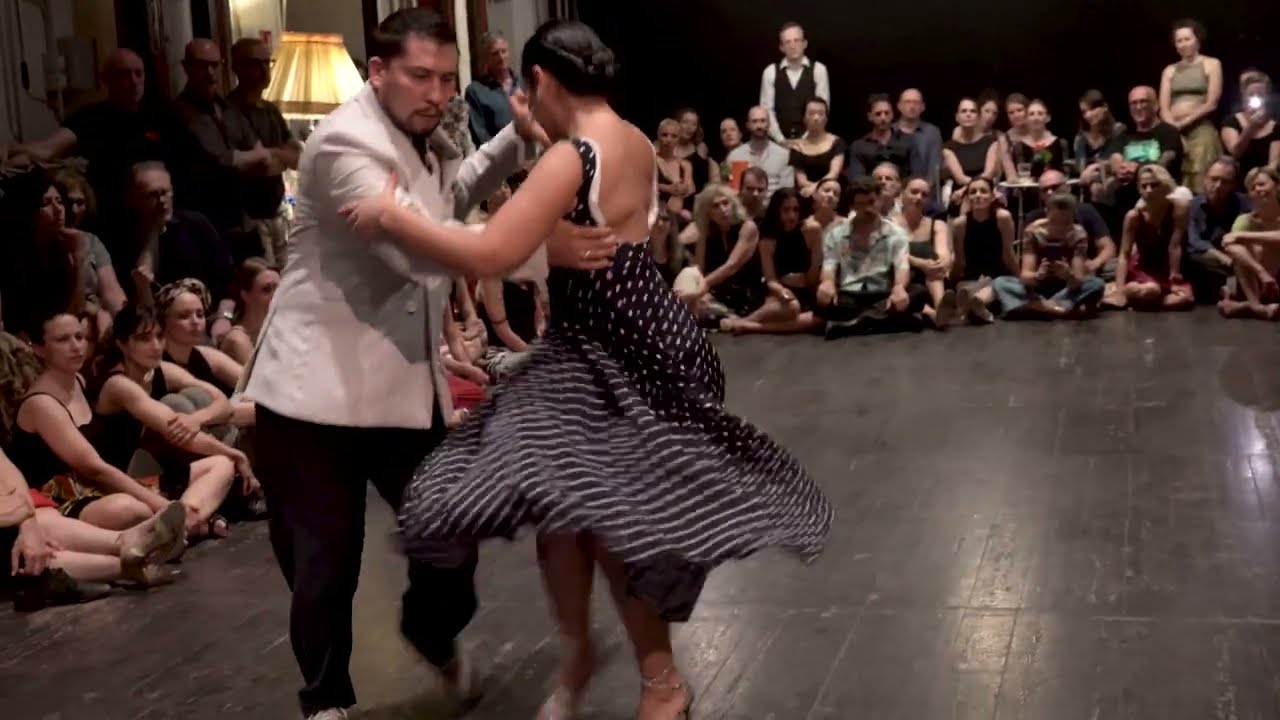 Video thumbnail for Corina Herrera y Octavio Fernandez Milonga Si 2 - tango club - Bologna  giungo '24