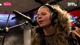 Kovacs - 'I've Seen That Face Before' Live | 3FM Live | NPO 3FM Kovacs - 'I've Seen That Face Before' Live | 3FM Live | NPO 3FM