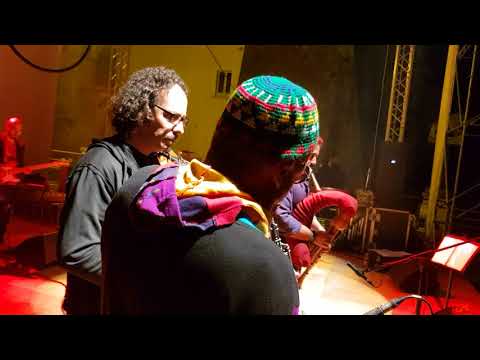 Sancto Ianne feat.  Shark Emcee, Daniele Sepe e Luca Casbarro "Le bolle della Malvizza"  LIV