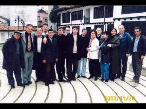 Agustin Pllumbaj  ne Radio shkodra ne 2005 me kengen DY JETIMA