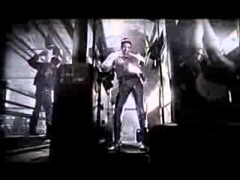 Poster kamrein me aaja